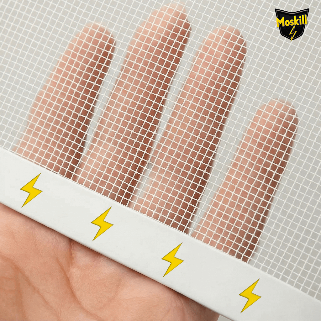 Moustiquaire magnétique FENÊTRE MOSKILL, white window screen with magnetic closure for insect protection.